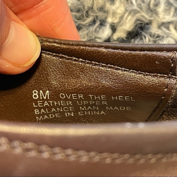 ✅HOST Pick✅ Avellini Dress Shoes, Size 8M - Picture 8 of 9